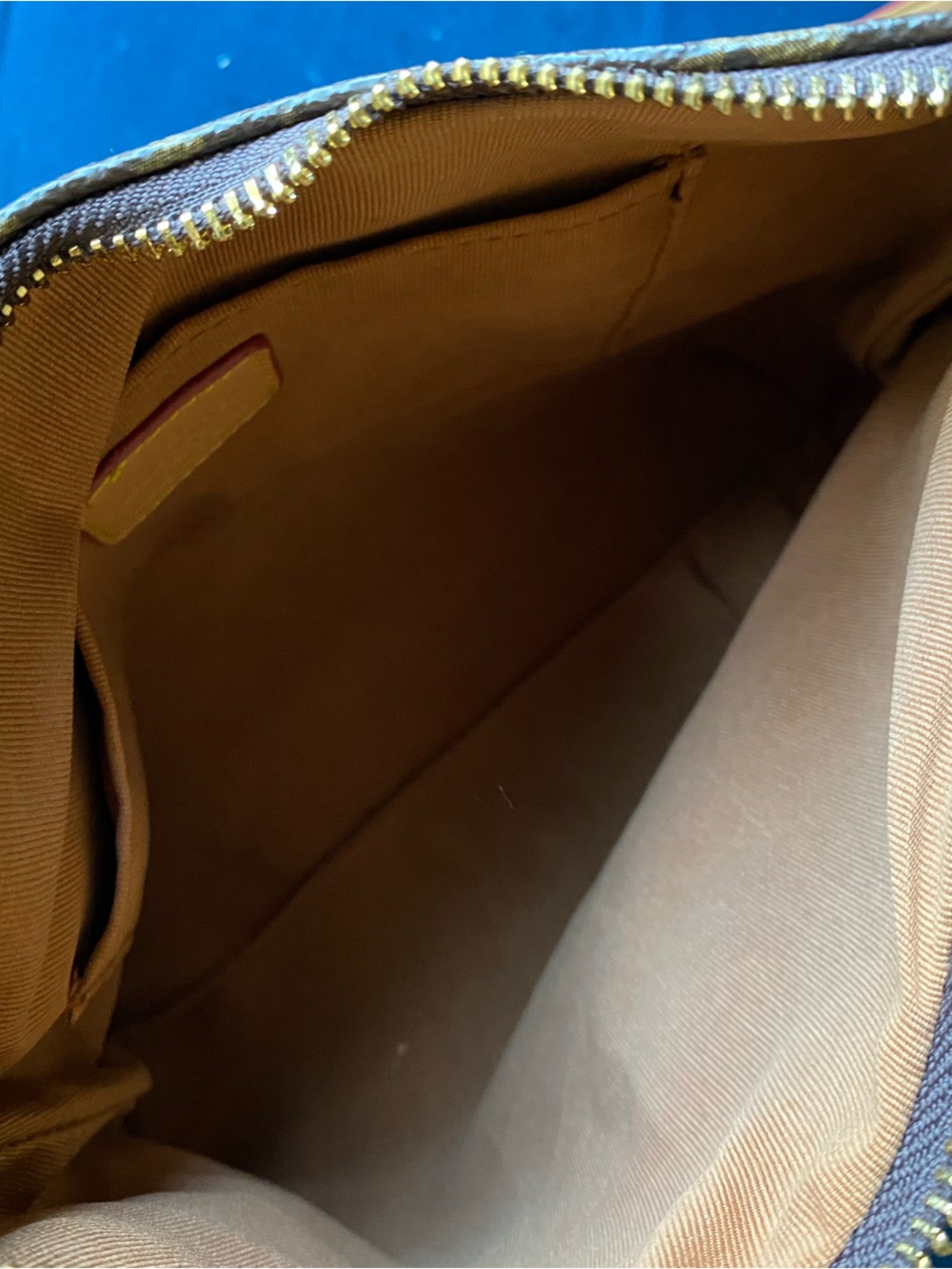 FASHION DESIGNER INSPIRED MONOGRAM SHOULDER BAG - Picture 15 of 16